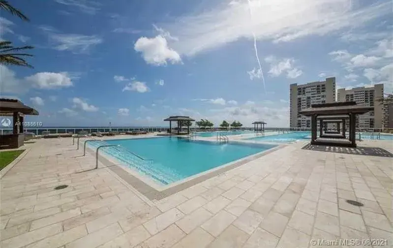 1830 S Ocean Dr # 4903, Hallandale Beach FL 33009
