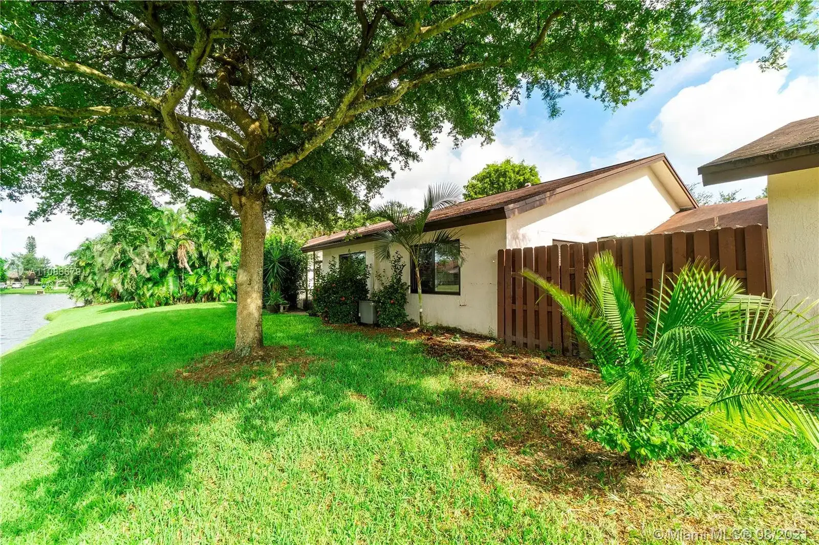 6705 S Parkway Dr # 10, Margate FL 33068 photo 4