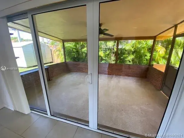902 N 13th Ave, Hollywood FL 33019