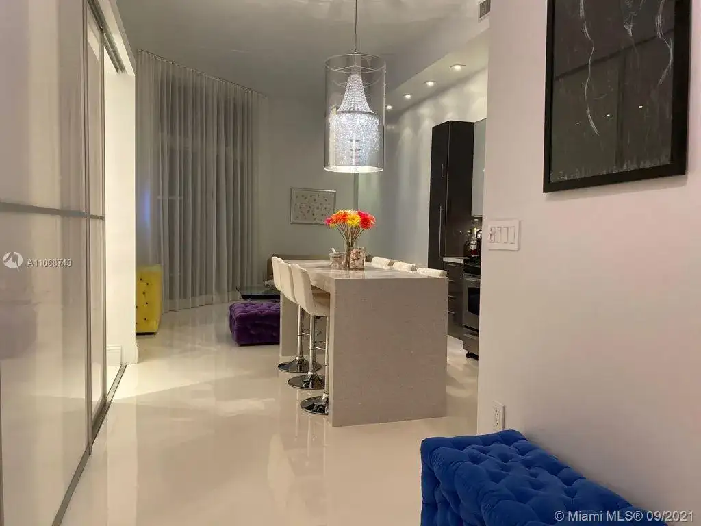 2001 Meridian Ave # 525, Miami Beach FL 33139 photo 2