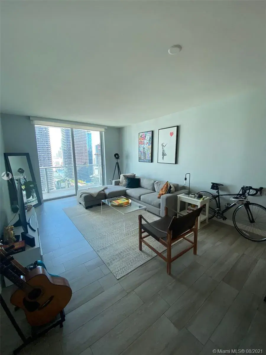 1100 S Miami Ave # 2907, Miami FL 33130 photo 3