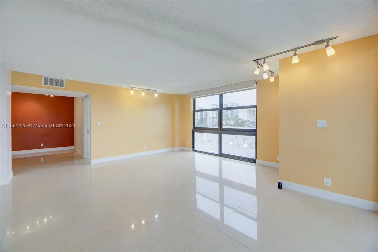 3031 N Ocean Blvd # 406, Fort Lauderdale FL 33308