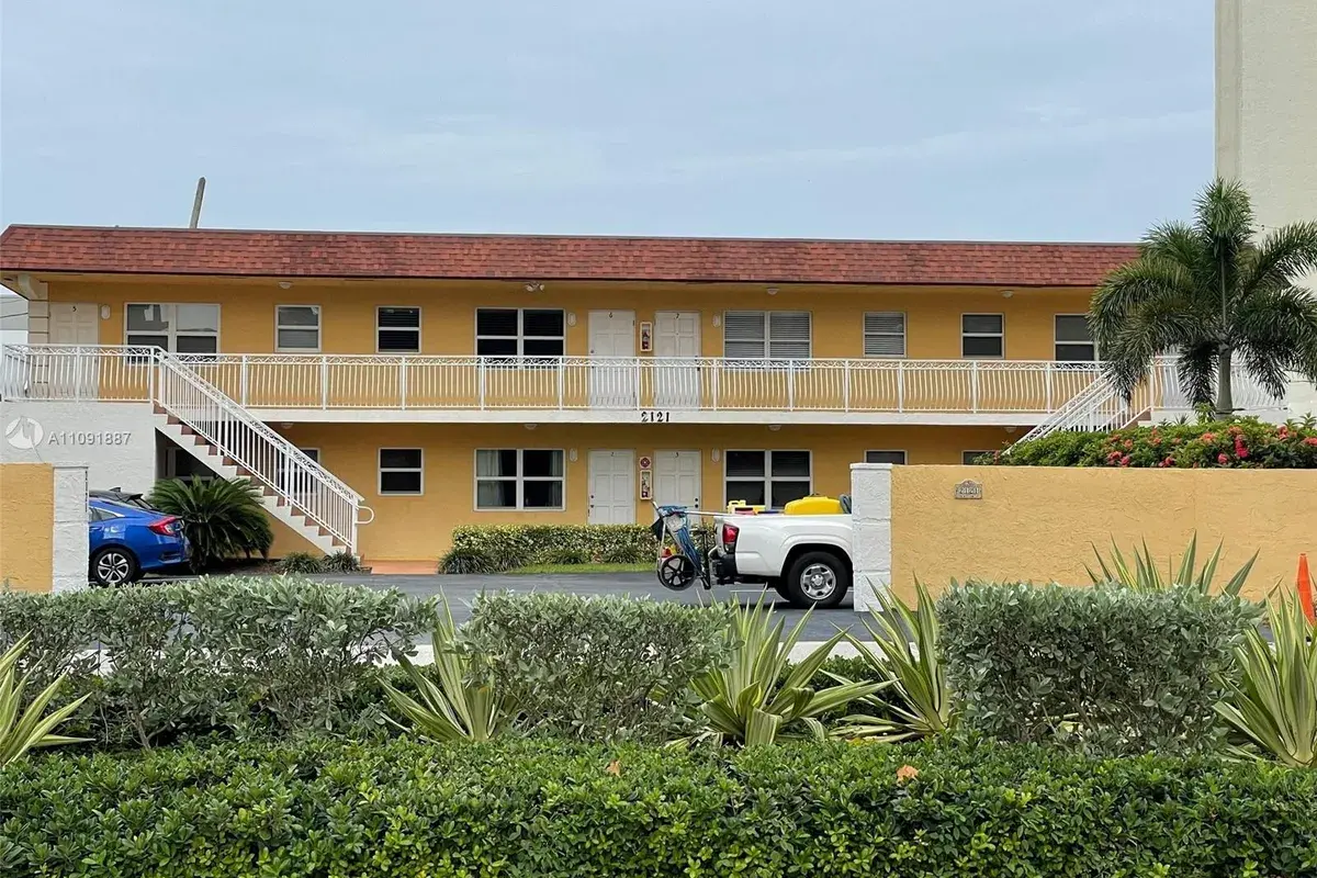 2121 N Ocean Blvd # 7, Fort Lauderdale FL 33305