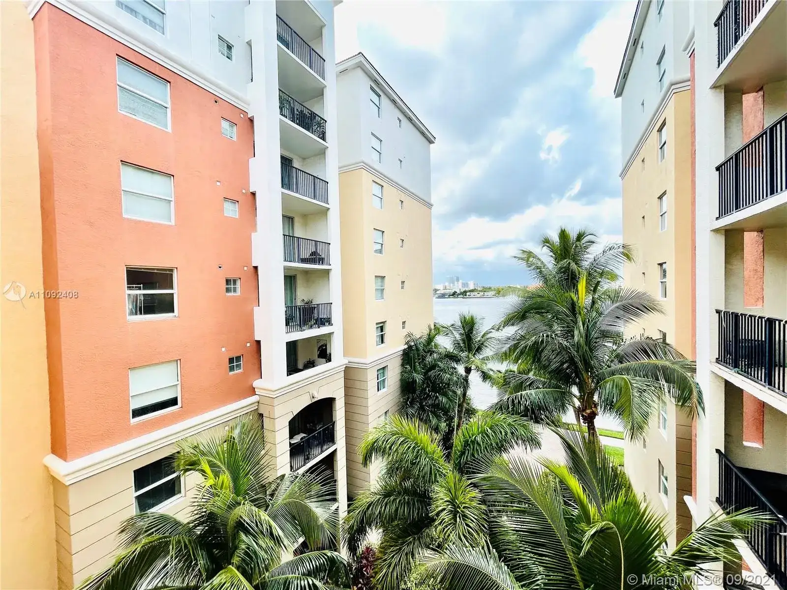 17100 N Bay Rd # 1509, Sunny Isles Beach FL 33160 photo 2