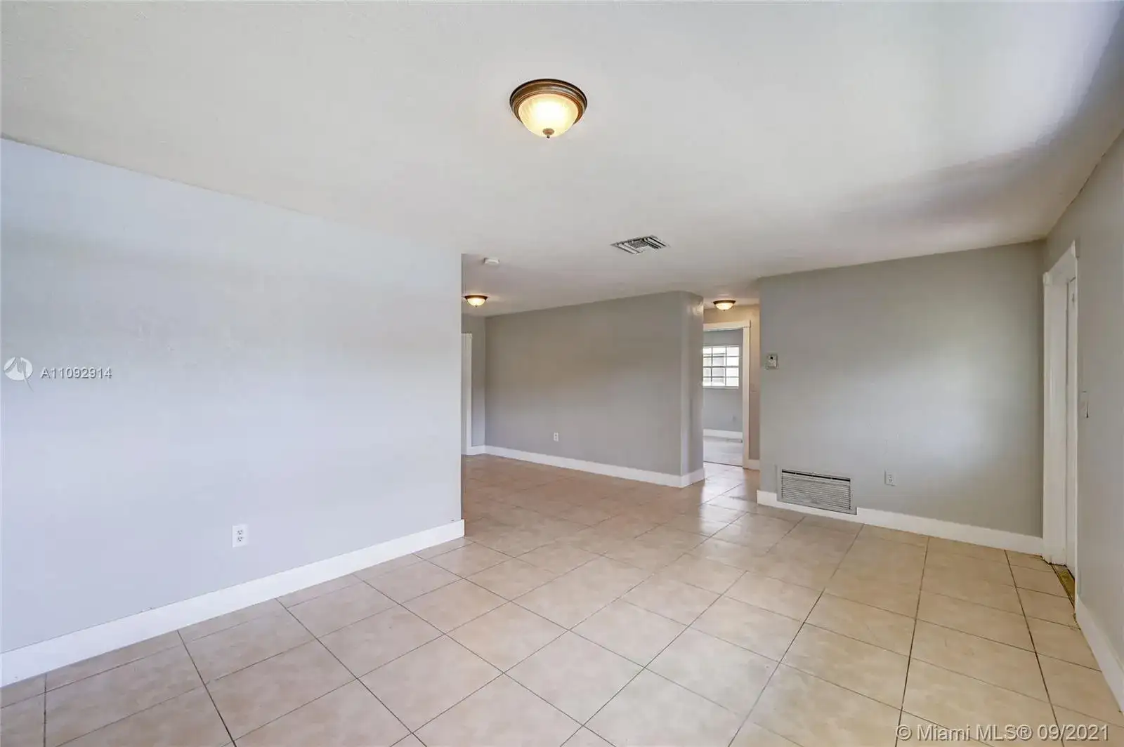 6421 NW 30th St, Sunrise FL 33313 photo 5