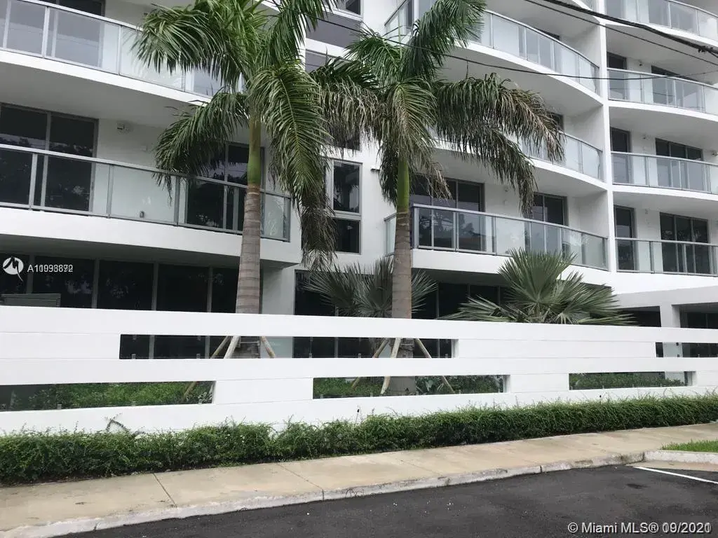 13800 Highland Dr # 607, North Miami Beach FL 33181