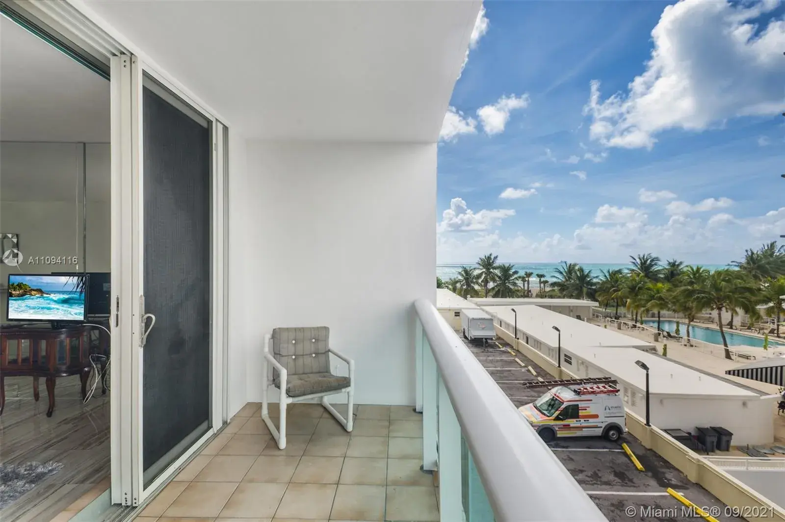5001 Collins Ave # 3E, Miami Beach FL 33140