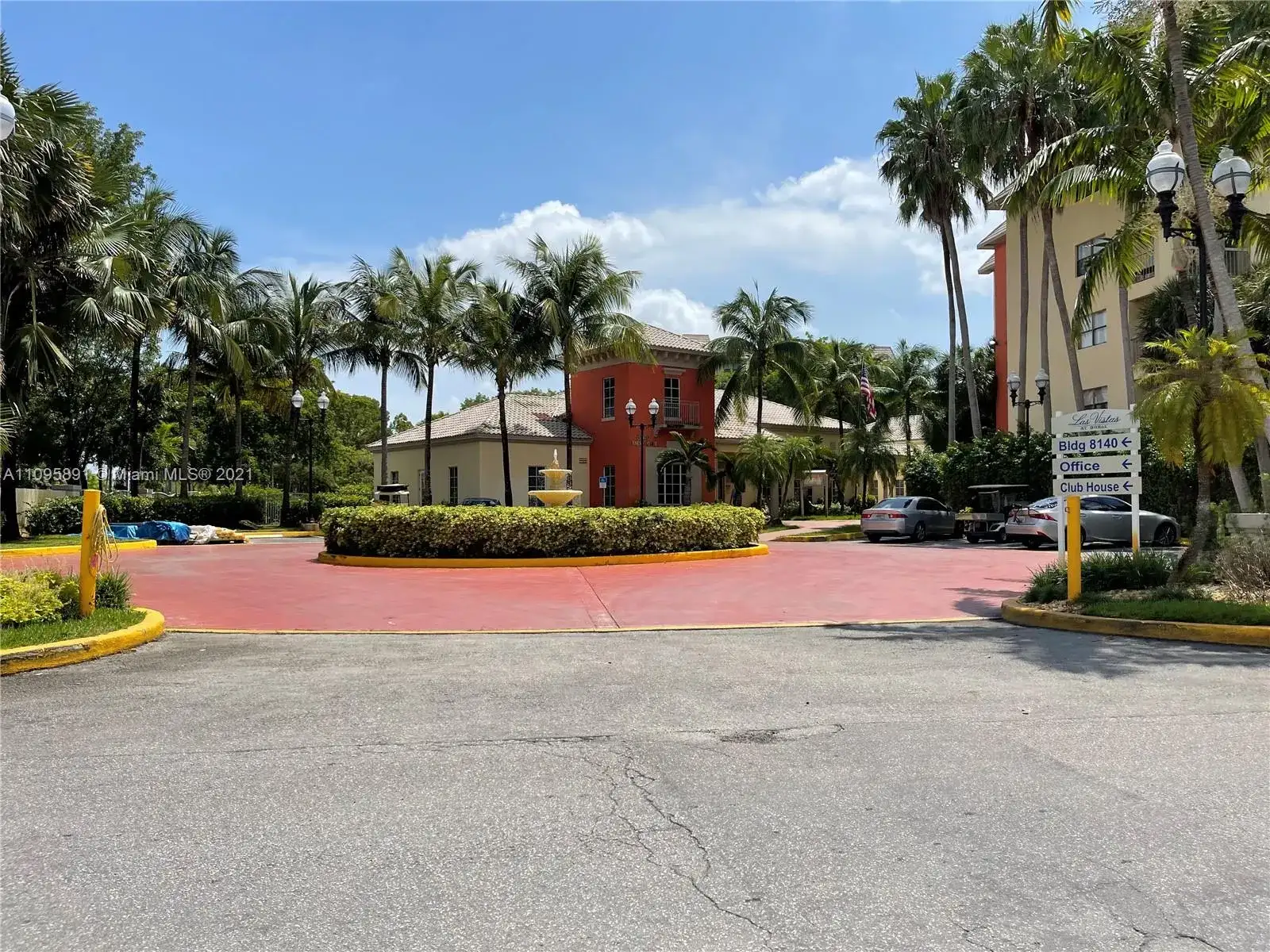8225 Lake Dr # 502, Doral FL 33166 photo 3