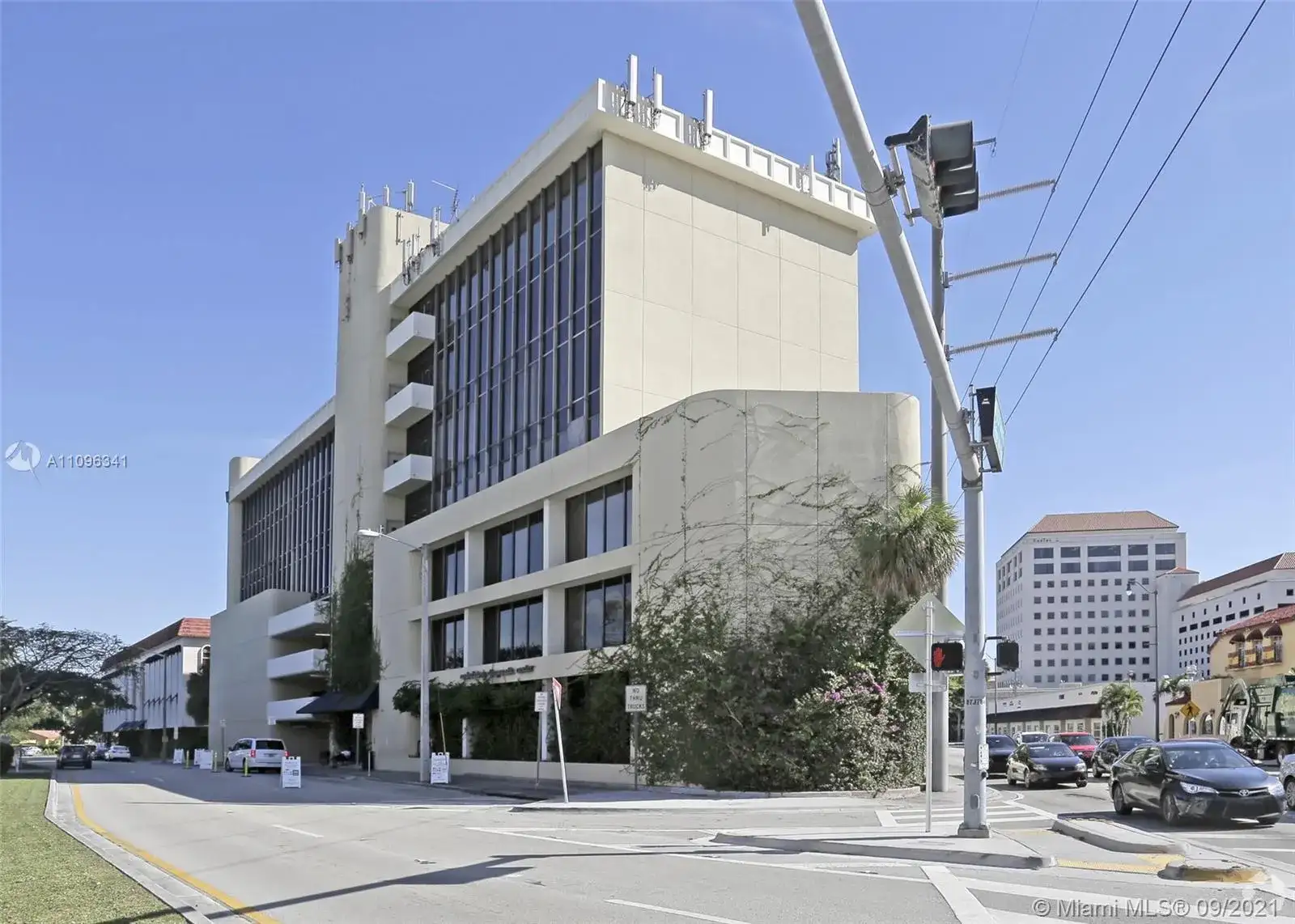 747 Ponce De Leon Blvd # 410, Coral Gables FL 33134 photo 2