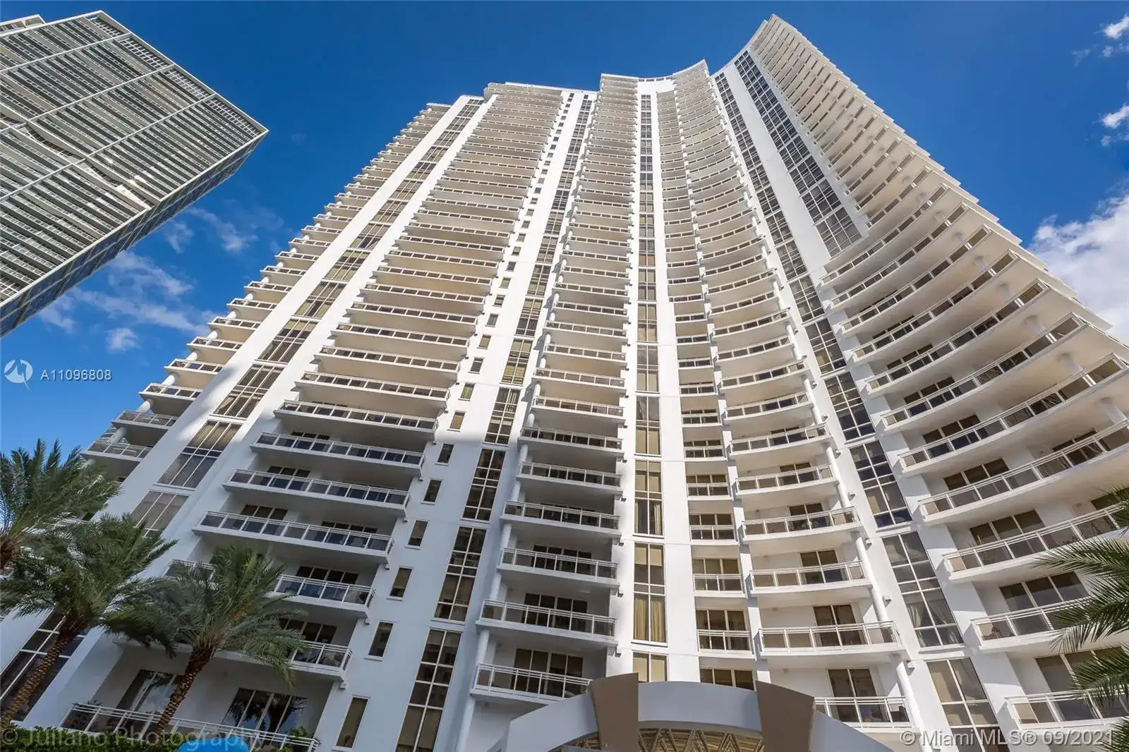 901 Brickell Key Blvd # 3001, Miami FL 33131 photo 2