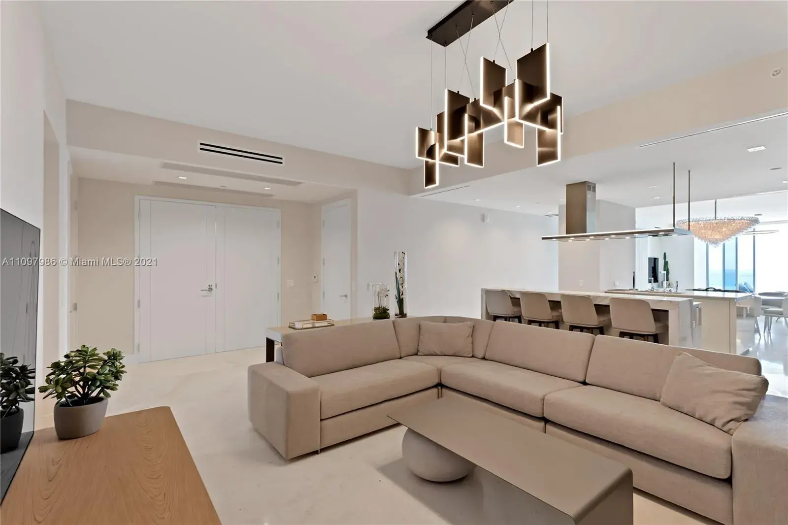 18501 Collins Ave # 2102, Sunny Isles Beach FL 33160