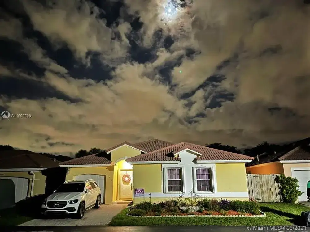 15710 SW 80th Ln, Miami FL 33193 photo 3