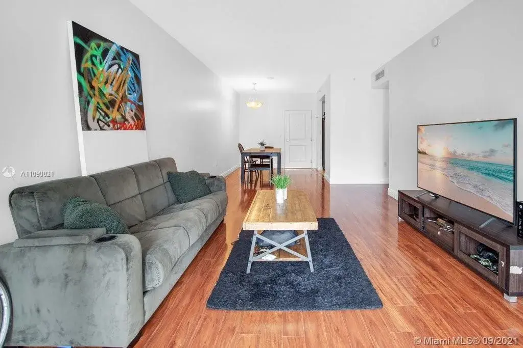 1250 S Miami Ave # 2106, Miami FL 33130
