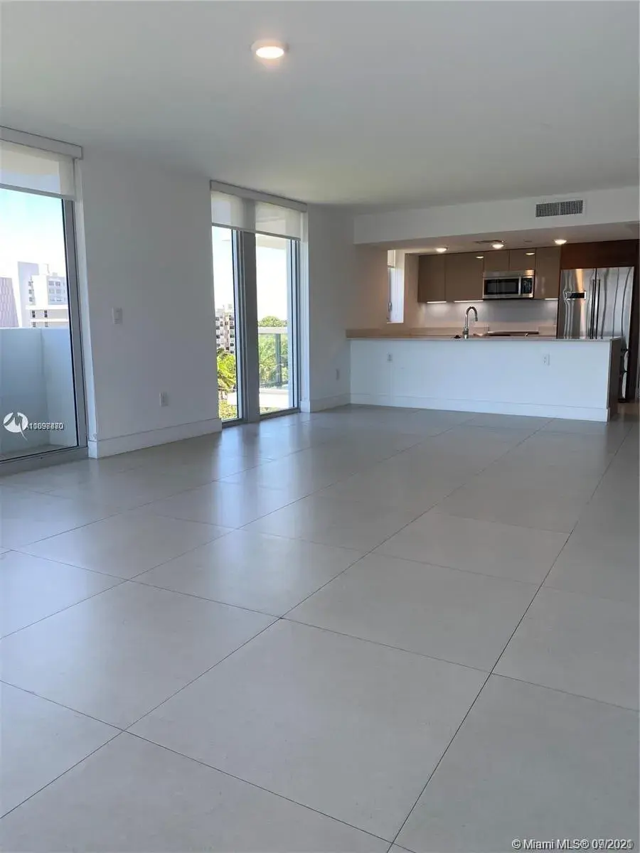 9261 E Bay Harbor Dr # 704, Bay Harbor Islands FL 33154