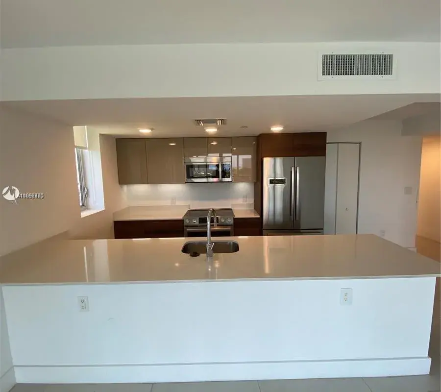 9261 E Bay Harbor Dr # 704, Bay Harbor Islands FL 33154