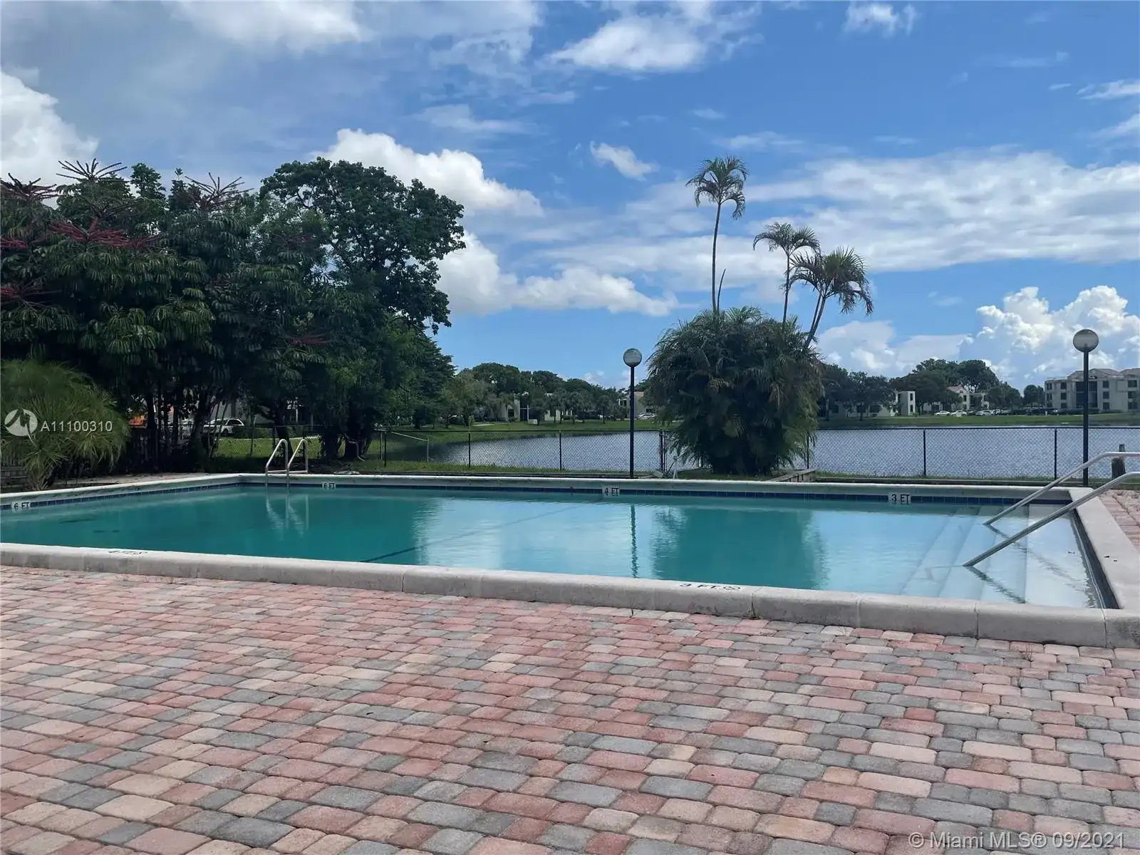212 Lake Pointe Dr # 210, Oakland Park FL 33309 photo 3