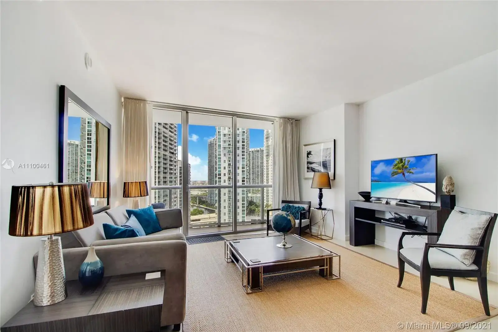 485 Brickell Ave # 2107, Miami FL 33131 photo 3