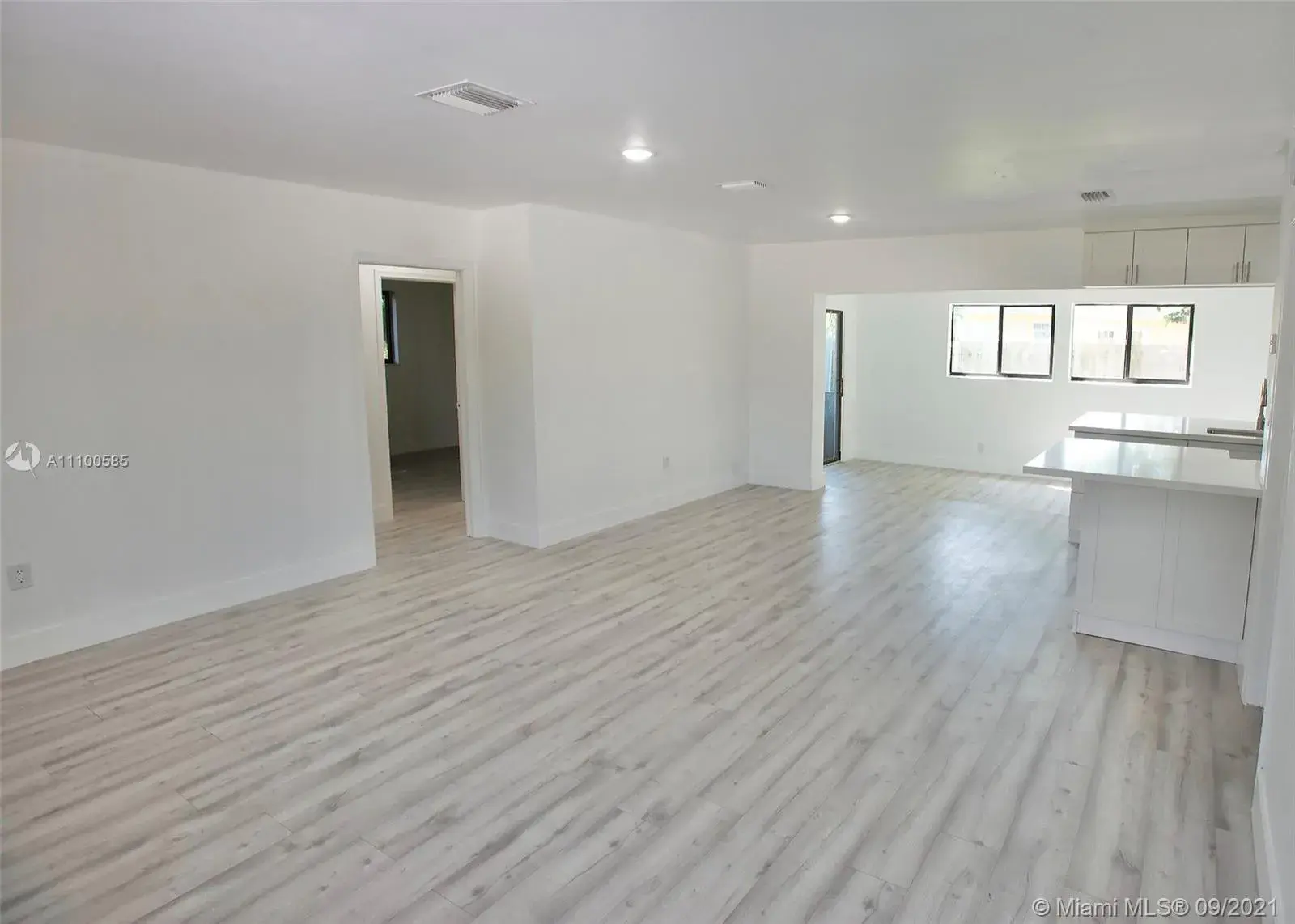 7450 Hope St, Hollywood FL 33024