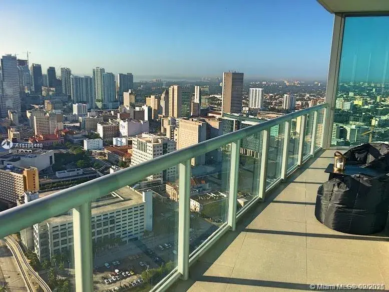 888 Biscayne Blvd # 4801, Miami FL 33132