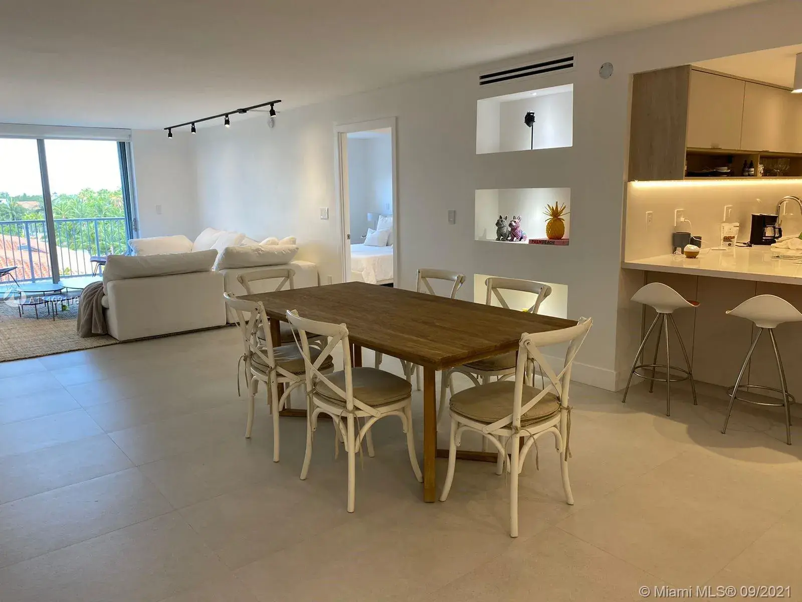 210 Sea View Dr # 511, Key Biscayne FL 33149