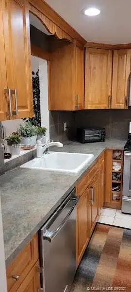 3750 NE 169th St # 205, North Miami Beach FL 33160 photo 4