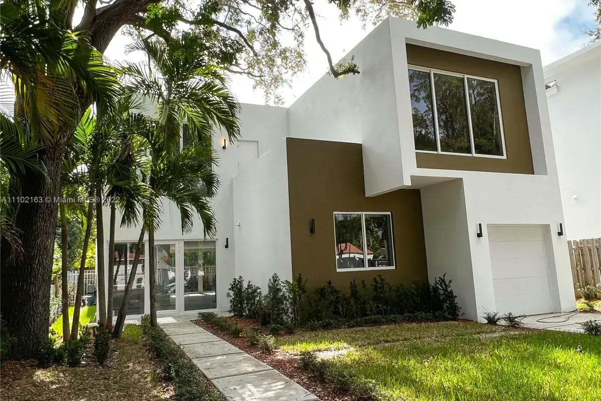 1816 SW 23rd St, Miami FL 33145