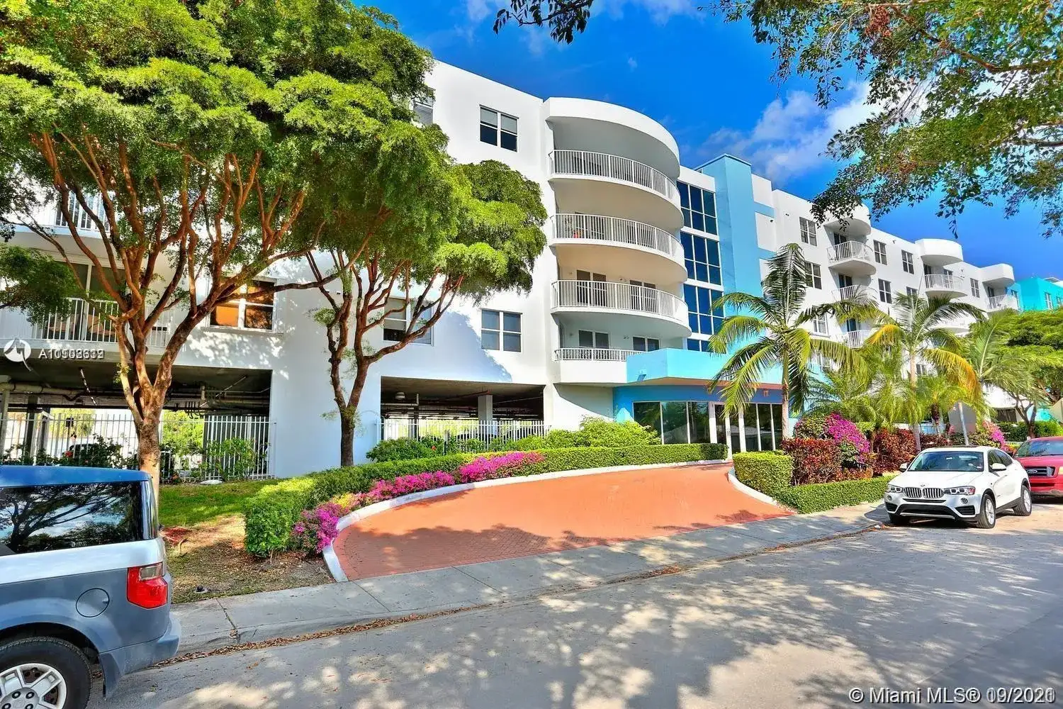 1555 N Treasure Dr # 314, North Bay Village FL 33141 photo 3
