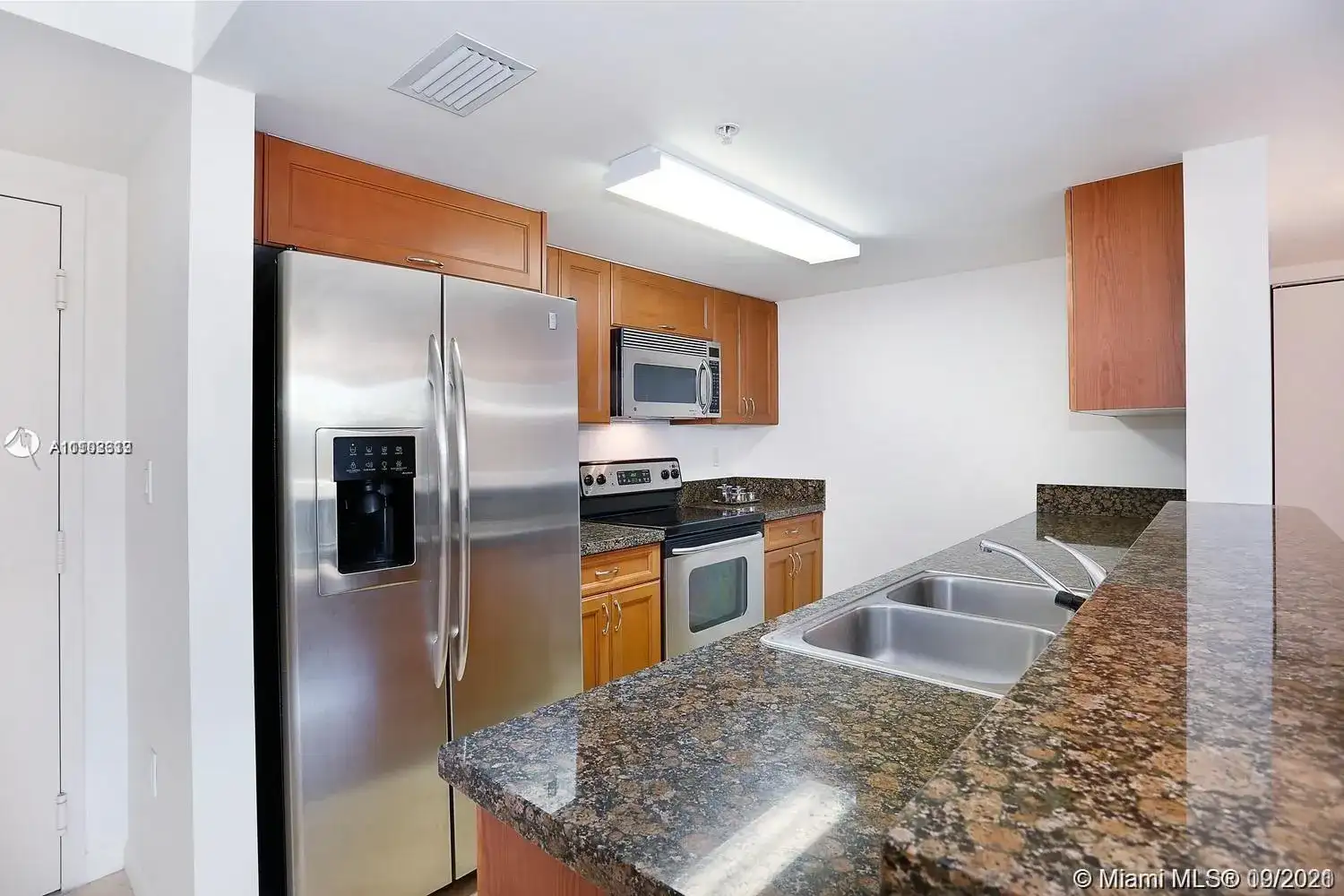 1555 N Treasure Dr # 314, North Bay Village FL 33141 photo 5