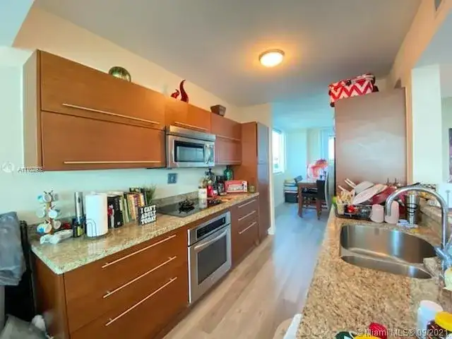 2641 N Flamingo Rd # 508N, Sunrise FL 33323 photo 5