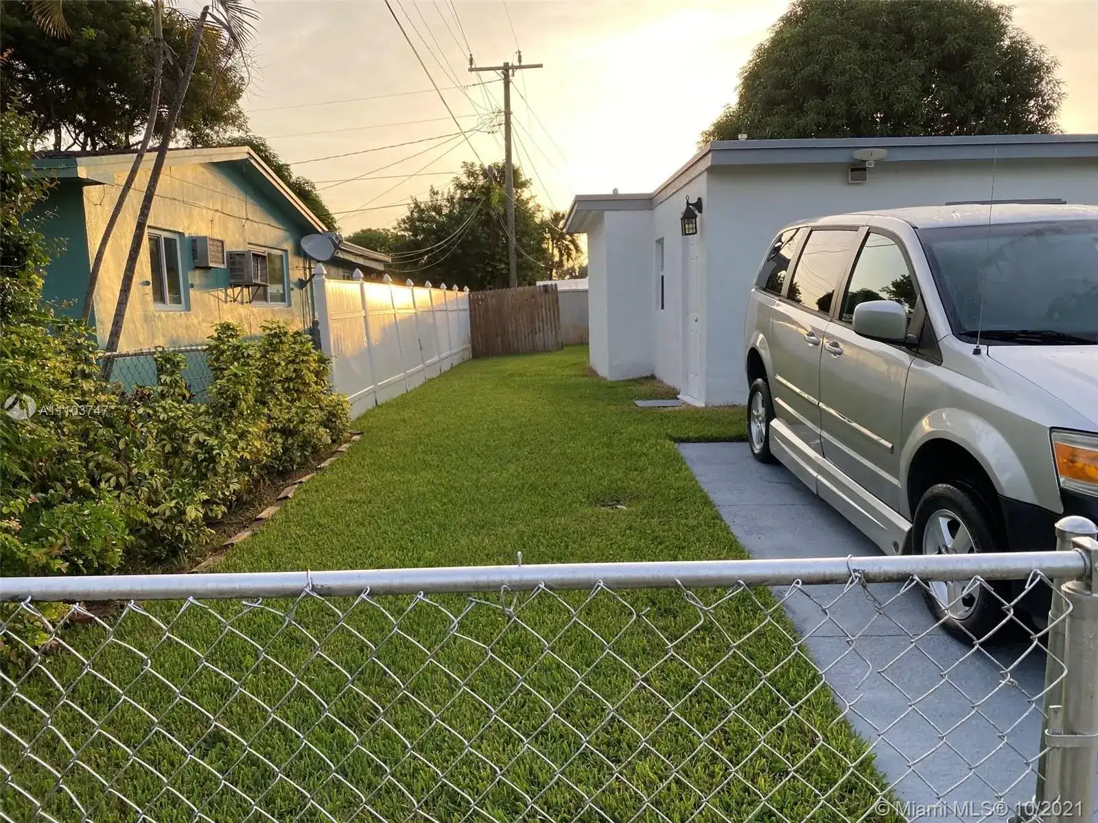 17031 NW 12th Ave, Miami Gardens FL 33169 photo 4