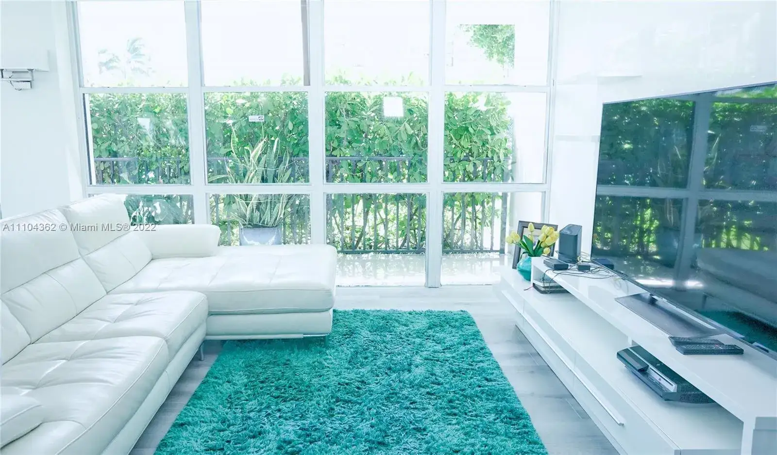 1000 Parkview Dr # 120, Hallandale Beach FL 33009