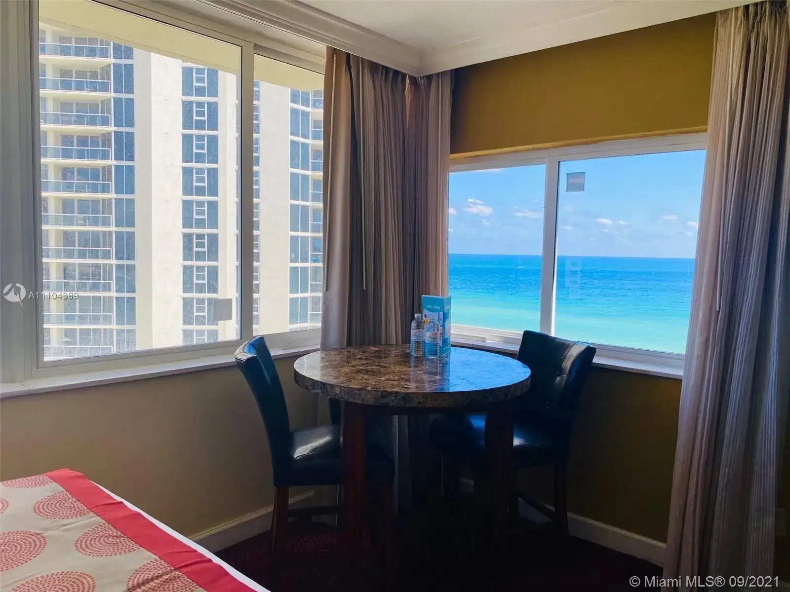 19201 Collins Ave # 826, Sunny Isles Beach FL 33160 photo 2