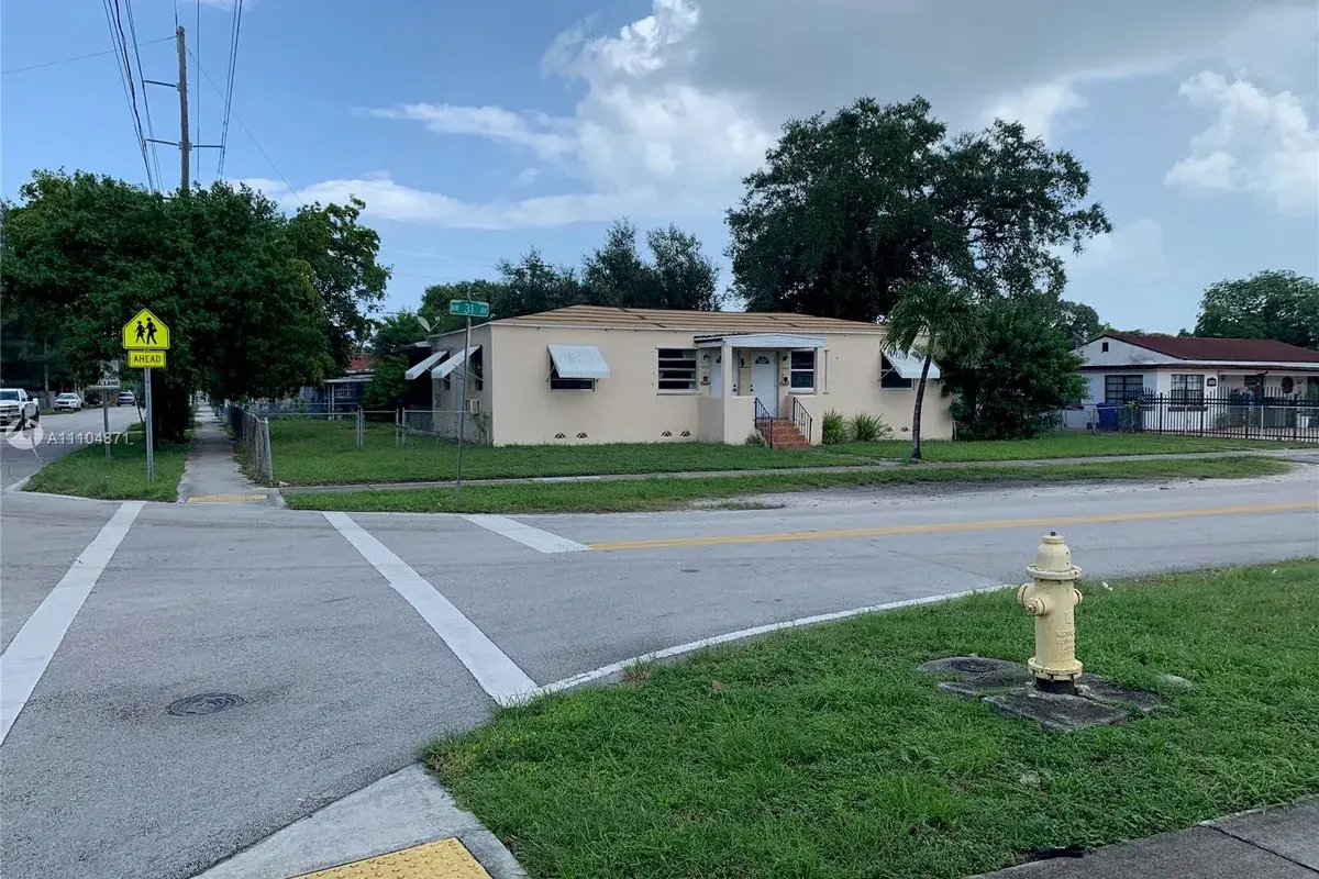 1065 NW 31st Ave, Miami FL 33125