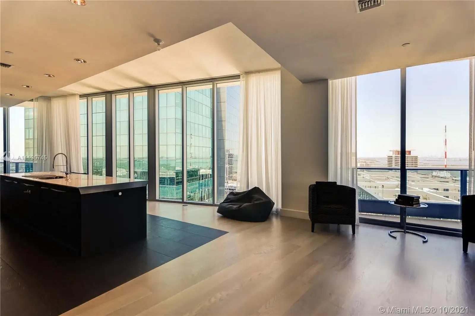200 Biscayne Boulevard Way # 5301, Miami FL 33131 photo 5