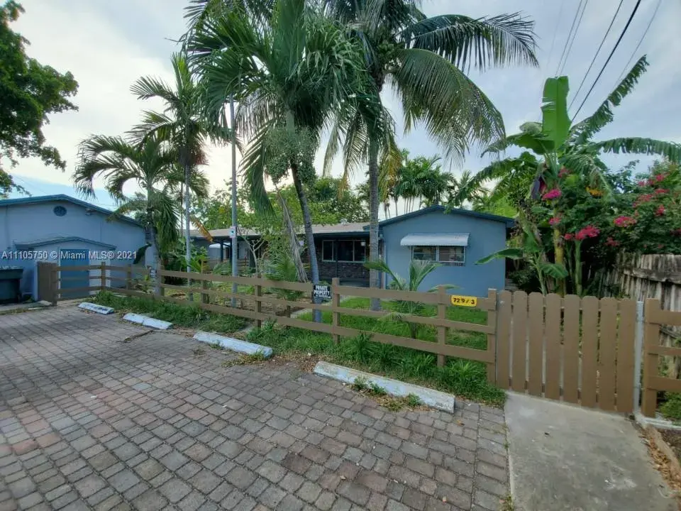 729 NE 6th St # 3, Hallandale Beach FL 33009