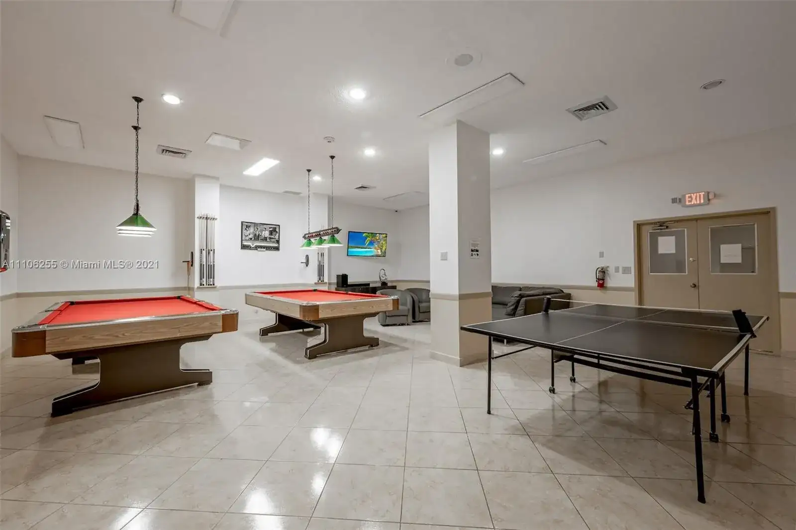 251 174th St # 515, Sunny Isles Beach FL 33160 photo 4