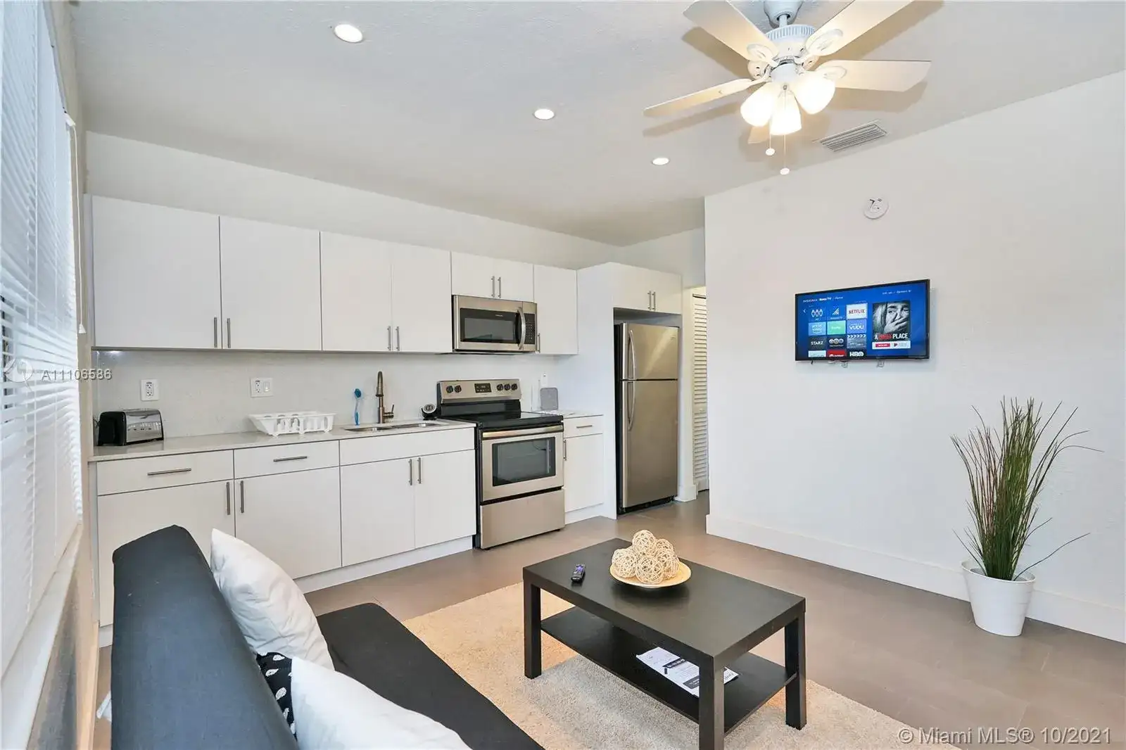 60 NW 76th St # 16, Miami FL 33150 photo 2