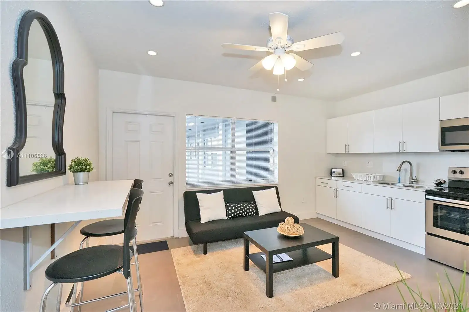 60 NW 76th St # 16, Miami FL 33150 photo 4