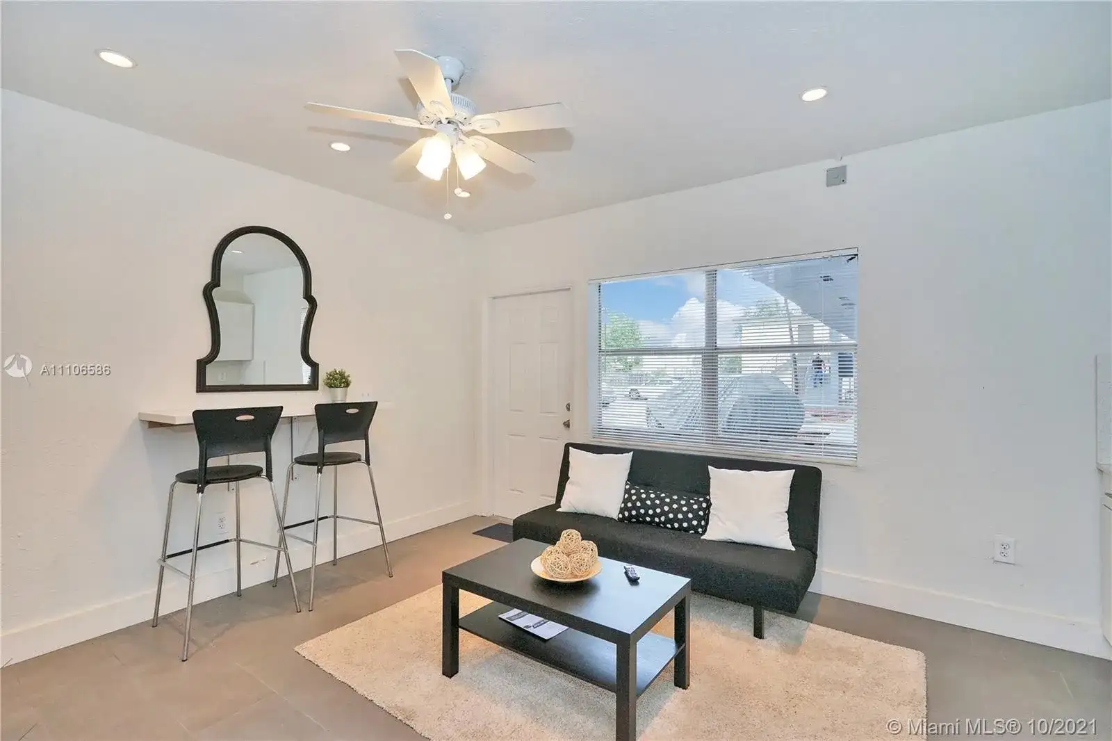60 NW 76th St # 16, Miami FL 33150 photo 5