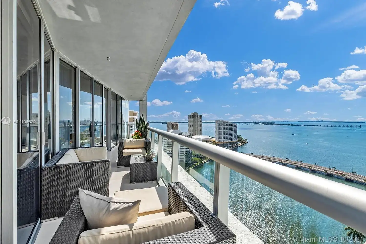 495 Brickell Ave # 2301, Miami FL 33131 photo 2