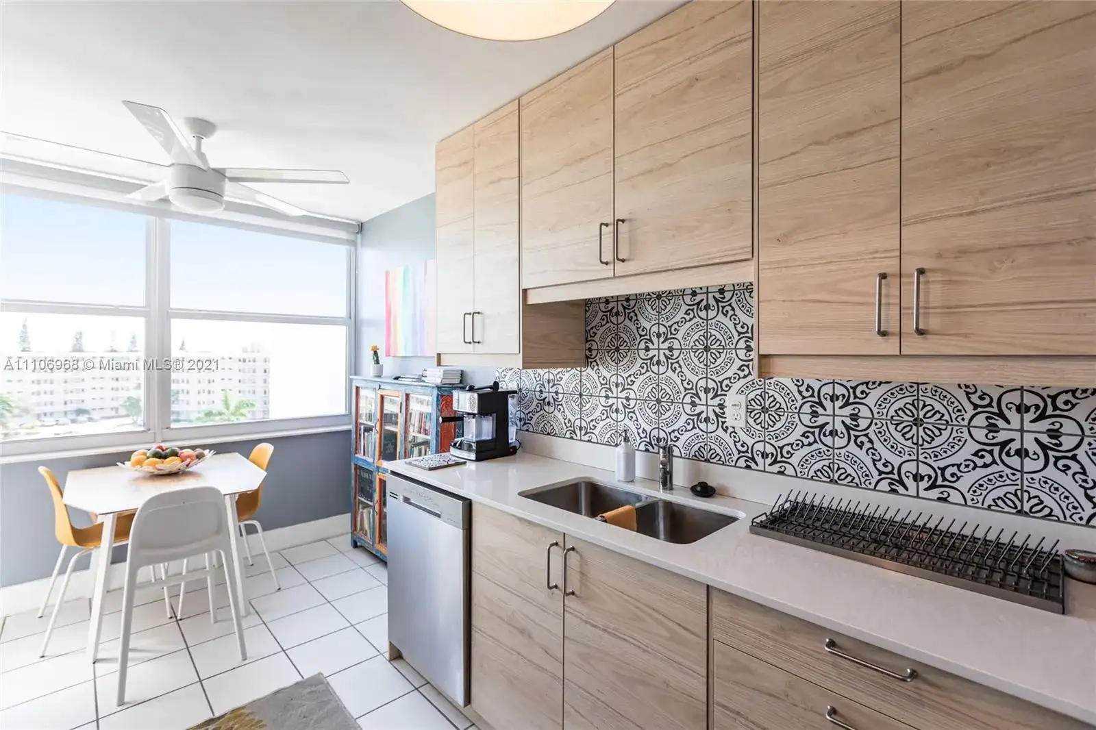 18021 Biscayne Blvd # 604, Aventura FL 33160 photo 3