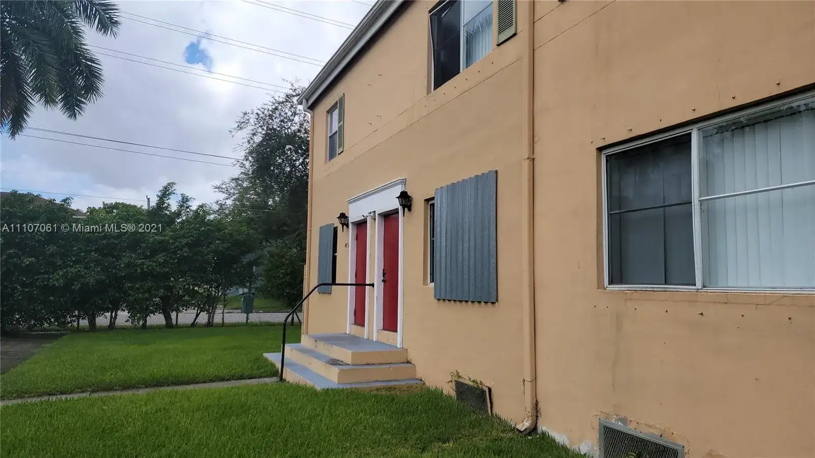 483 NW 84th Ln # 483, Miami FL 33150 photo 2