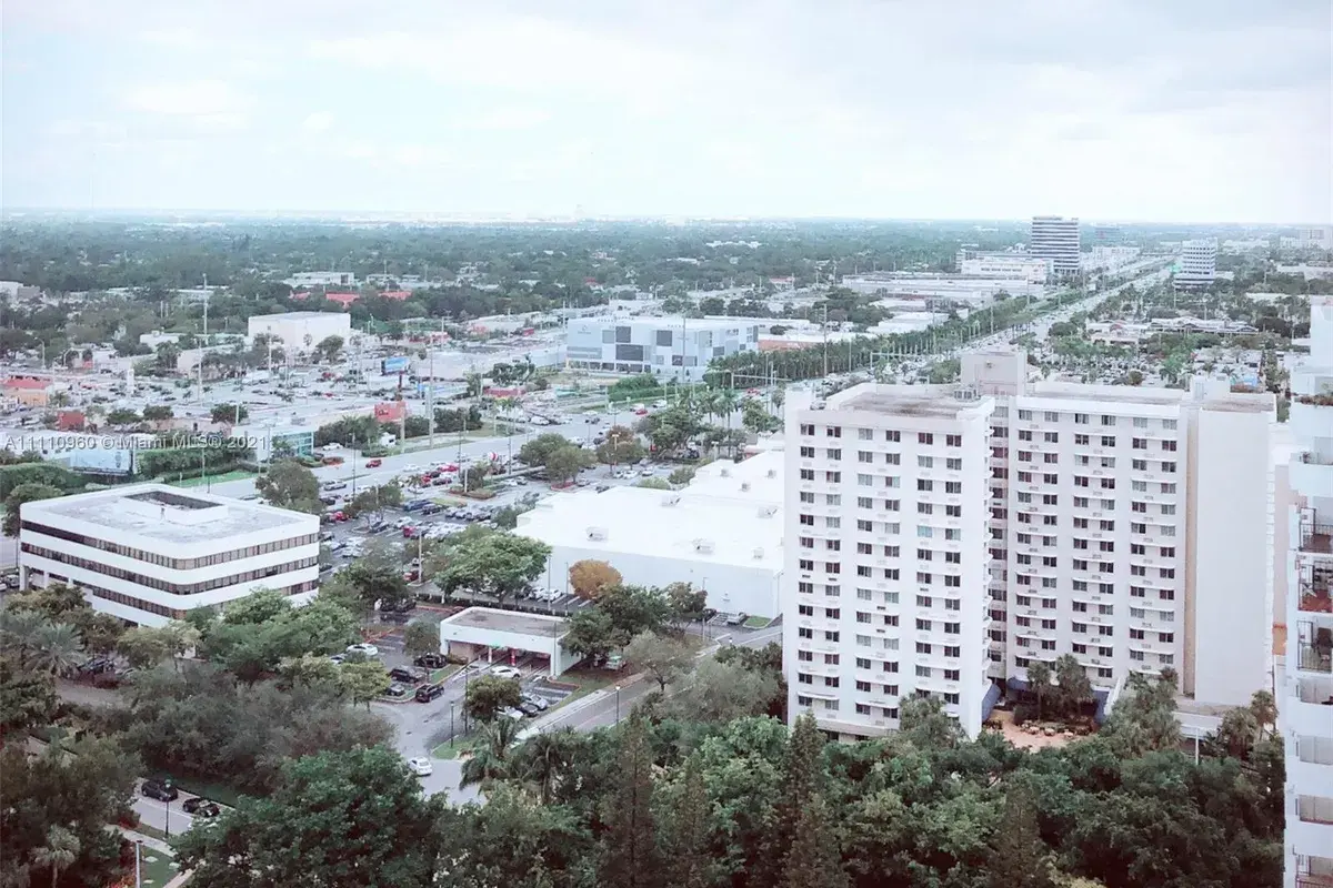 2750 NE 183rd St # 2506, Aventura FL 33160