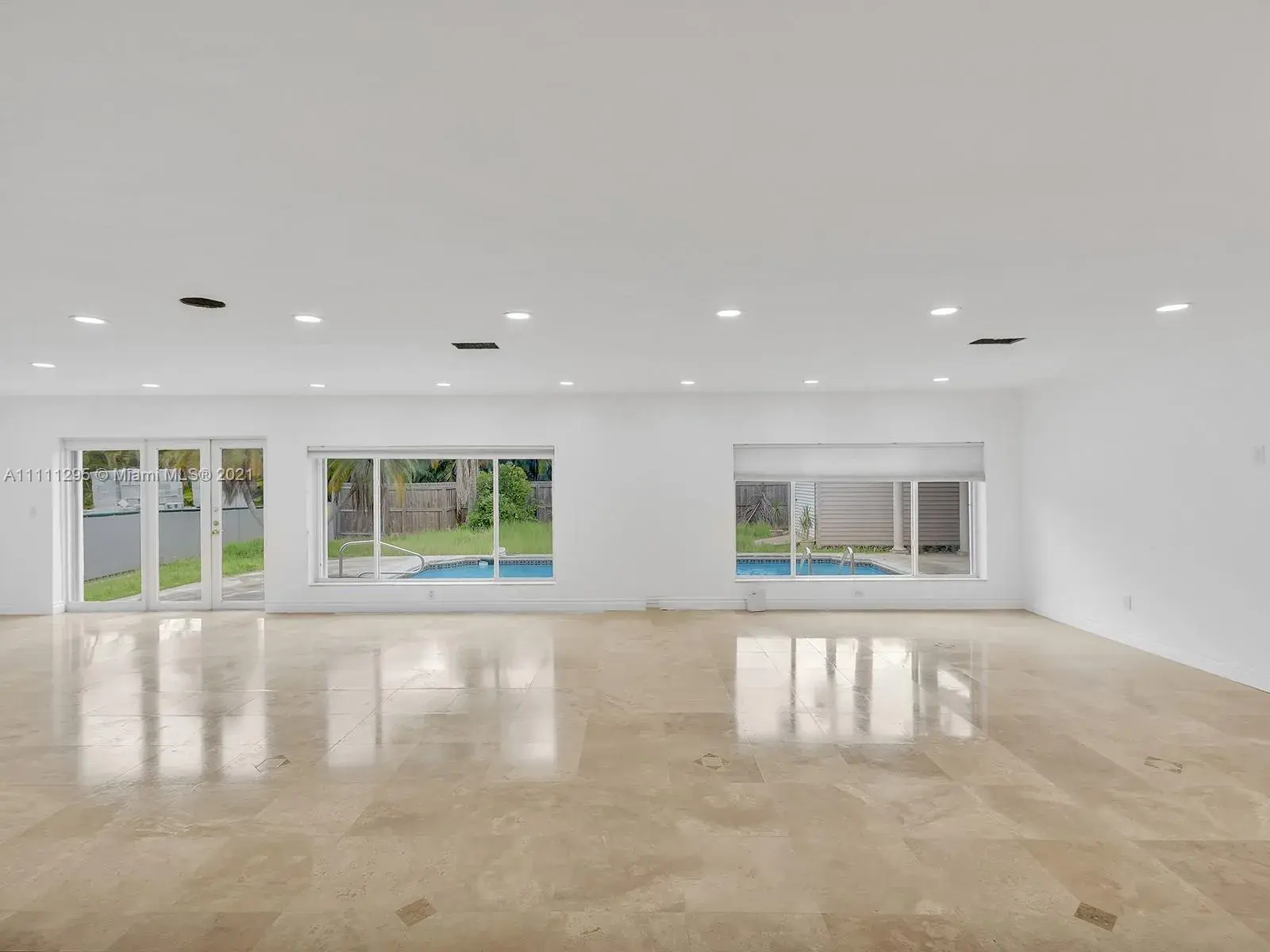 907 Washington St, Hollywood FL 33019