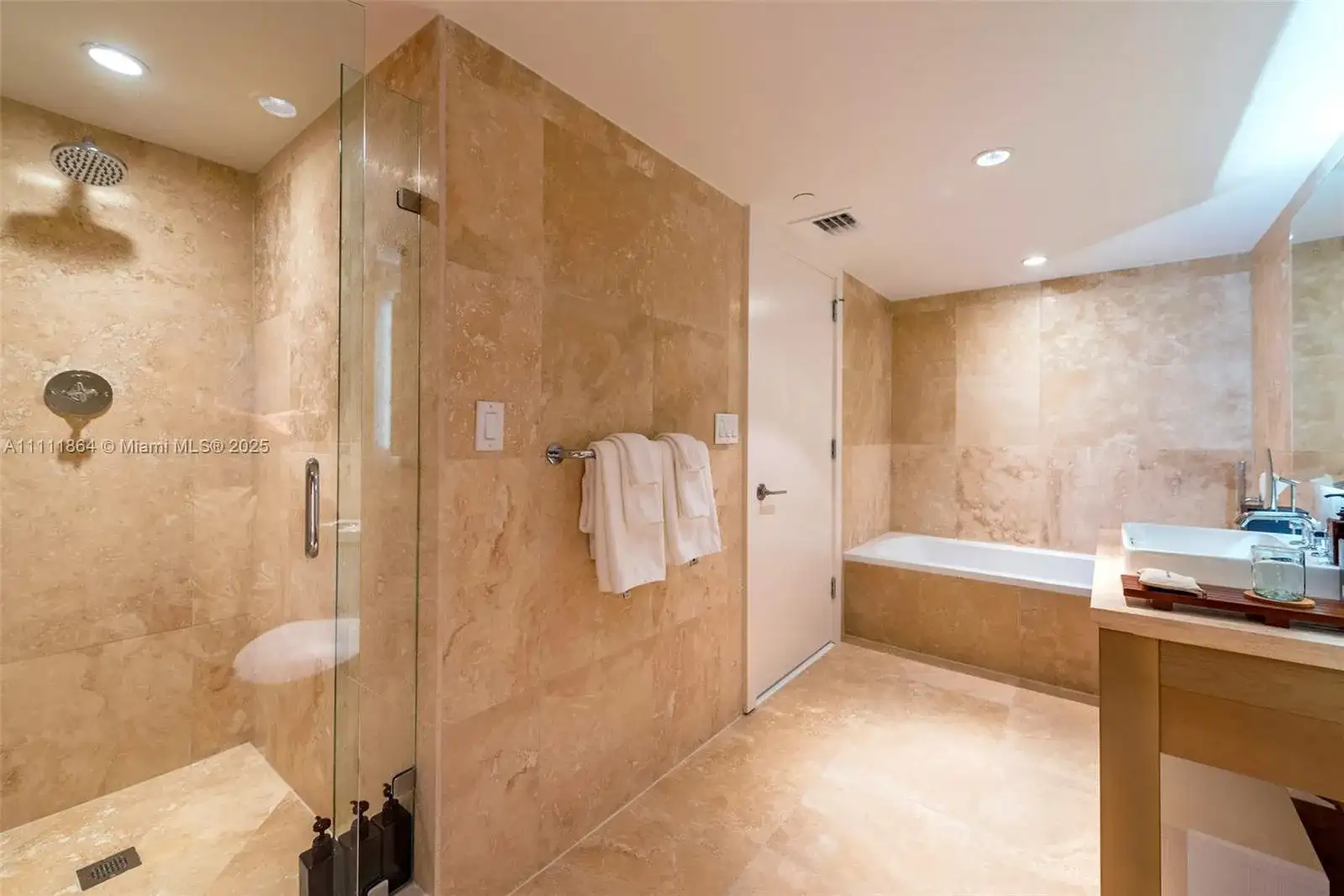 102 24th St # 906, Miami Beach FL 33139 photo 5