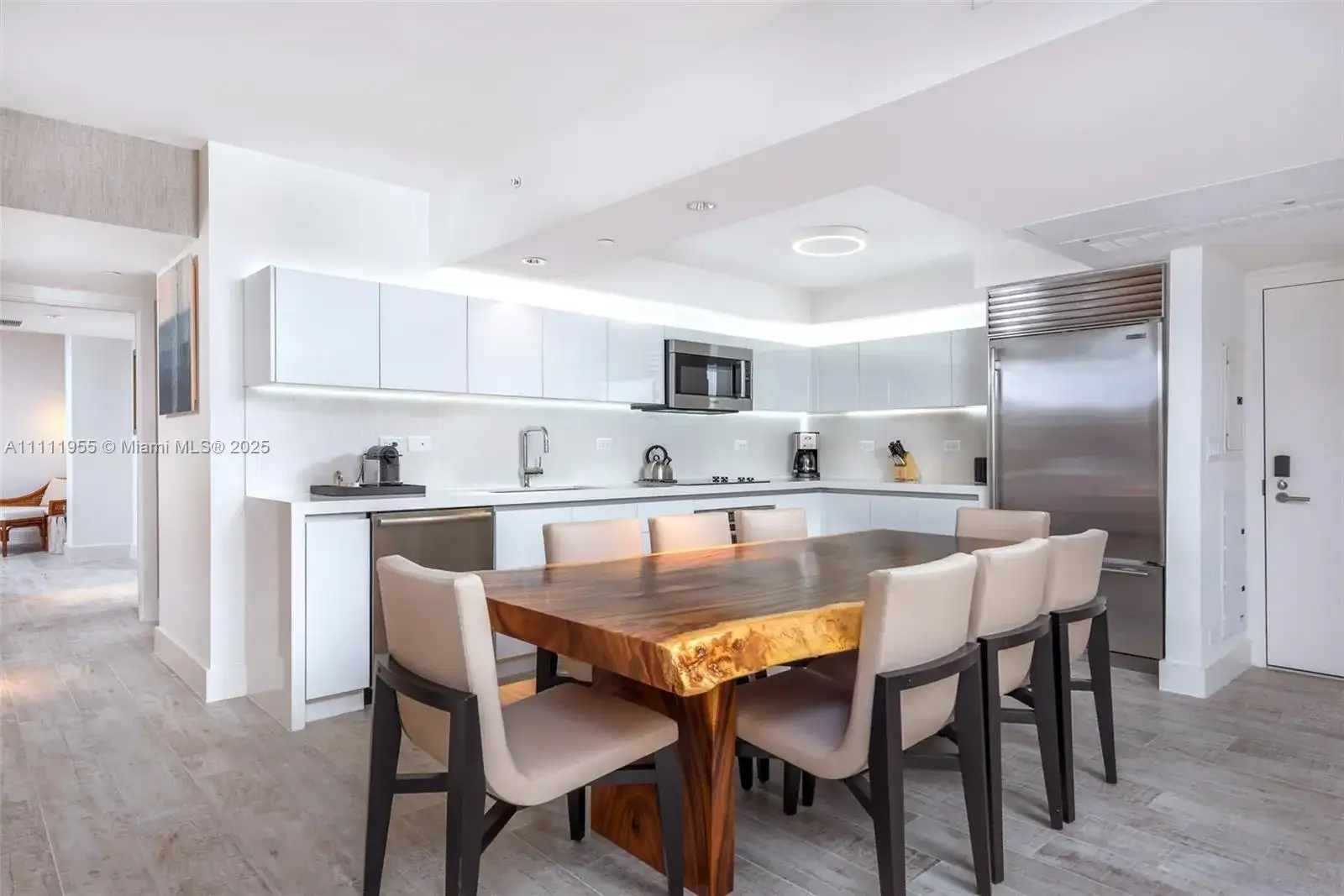 102 24th St # 1144, Miami Beach FL 33139 photo 3