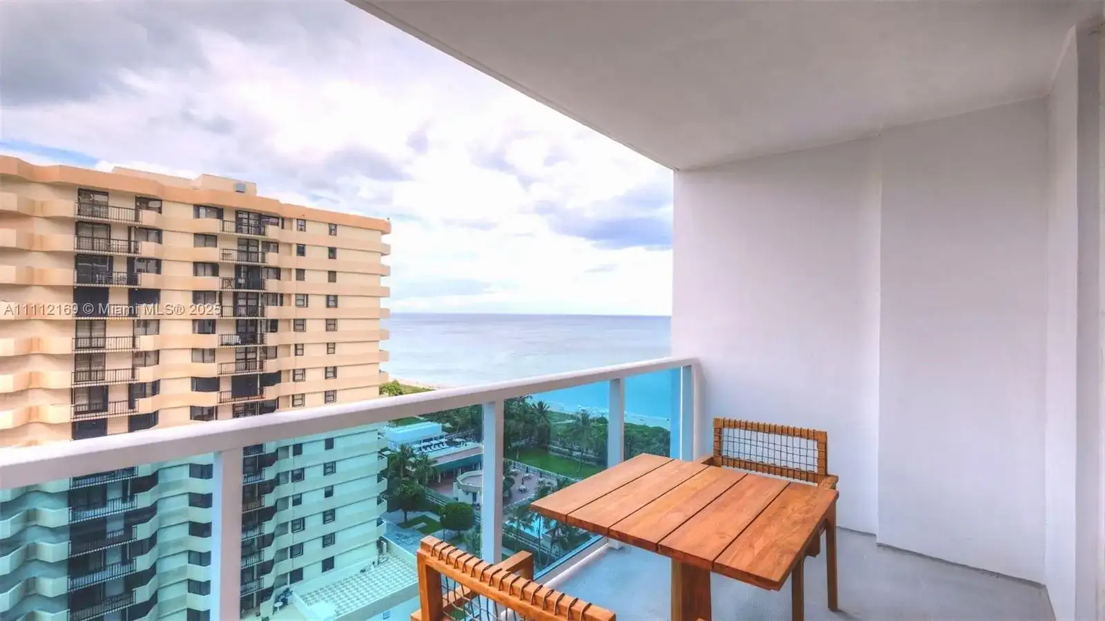 102 24th St # 1211, Miami Beach FL 33139 photo 2