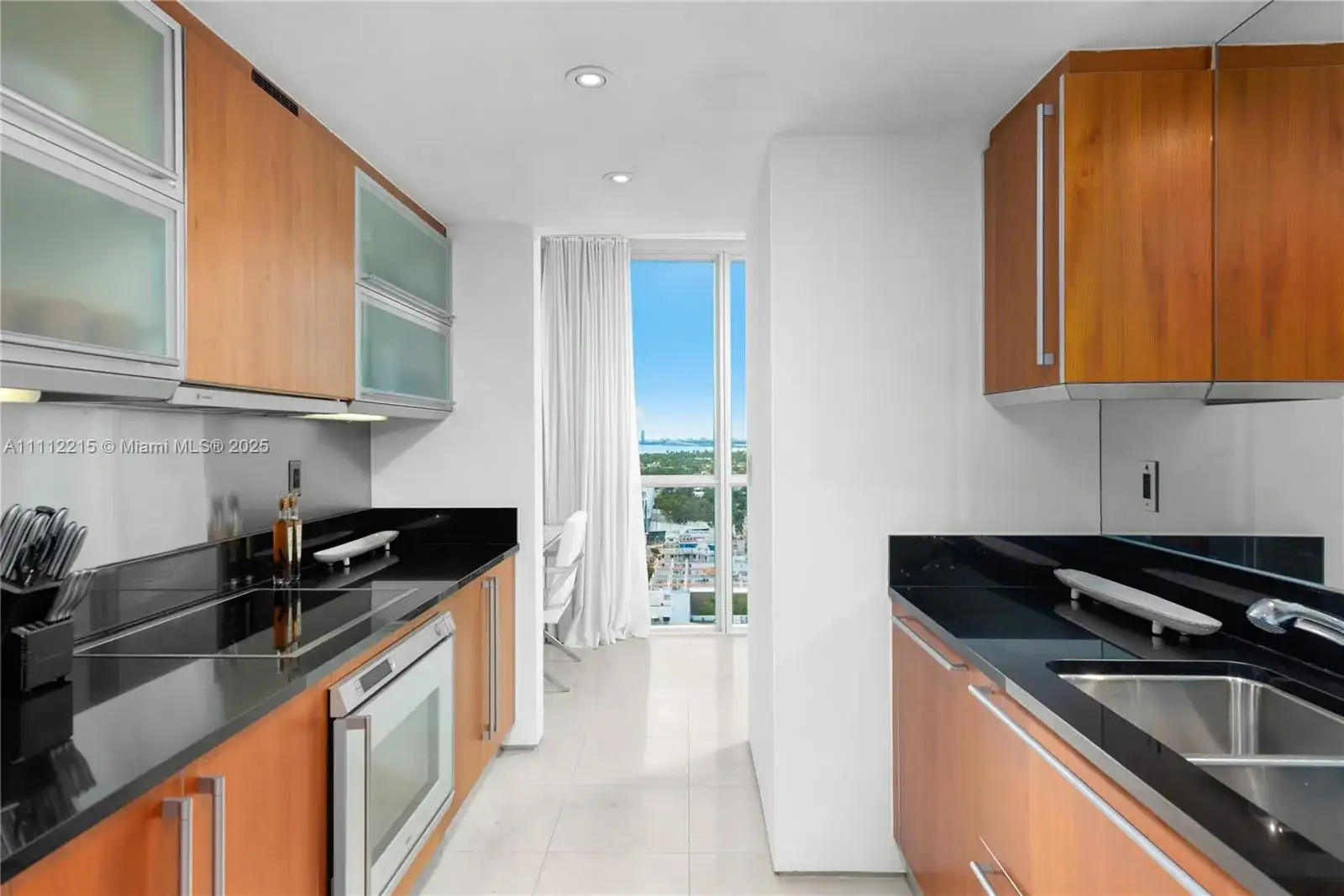 101 20th St # 2401, Miami Beach FL 33139 photo 4