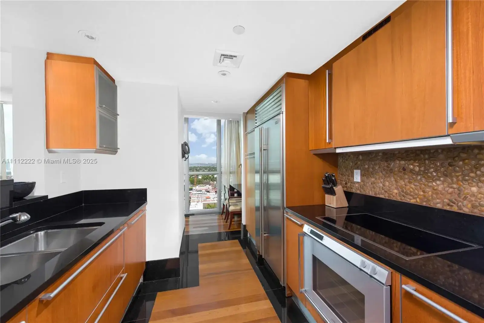 101 20th St # 2402, Miami Beach FL 33139 photo 4