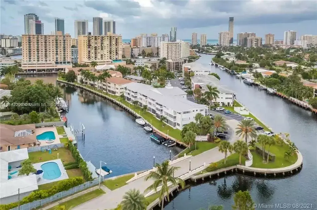 470 Paradise Isle Blvd # 308, Hallandale Beach FL 33009